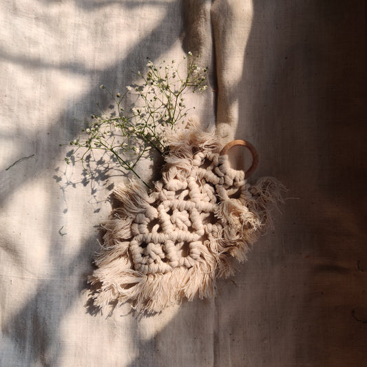 Macrame Leaf