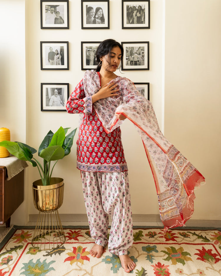 Gulbahaar Hand Block Print Cotton Set