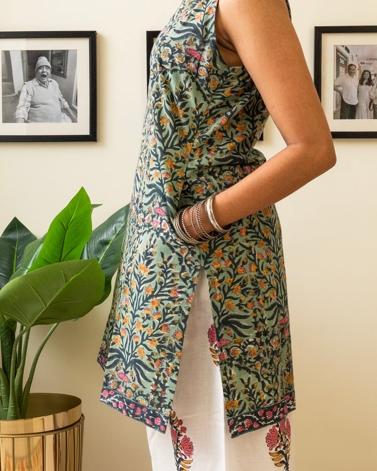 Bageecha Hand Block Print Cotton Set
