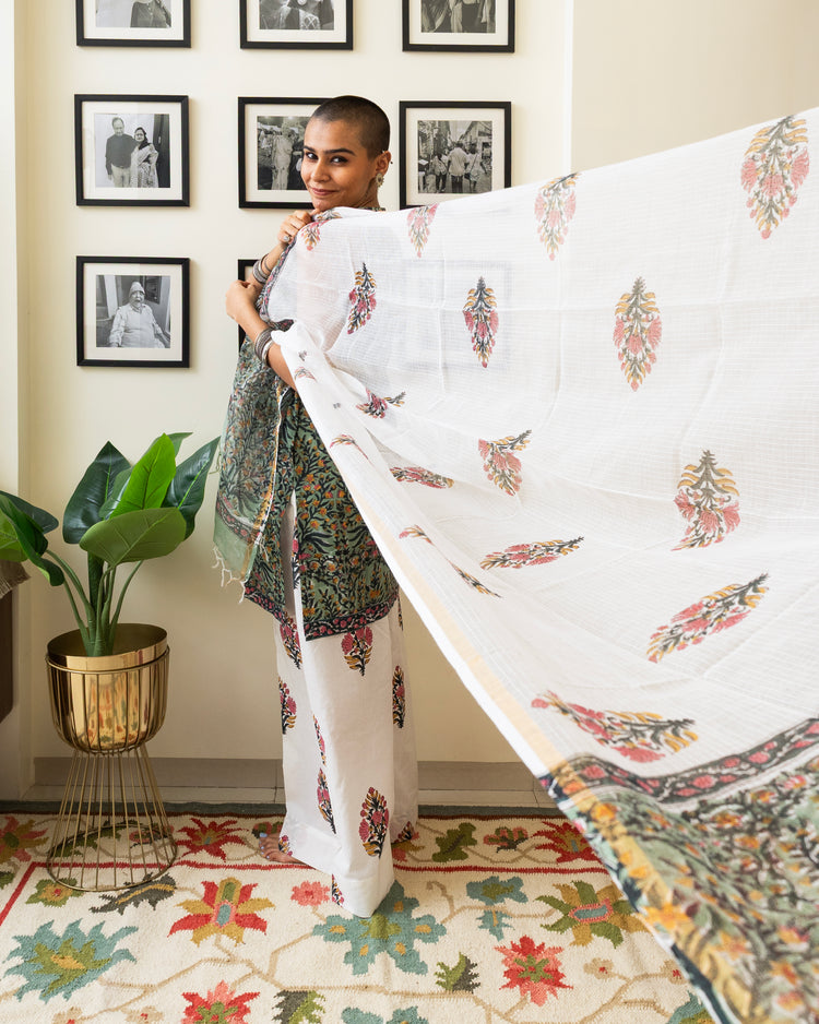 Bageecha Hand Block Print Cotton Set
