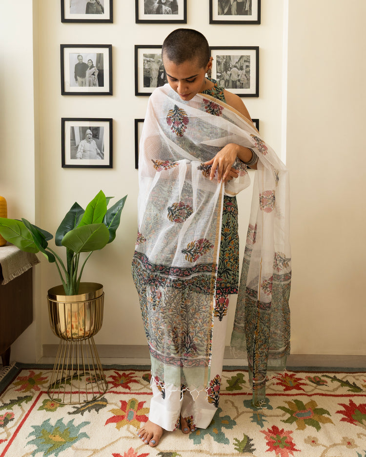 Bageecha Hand Block Print Cotton Set